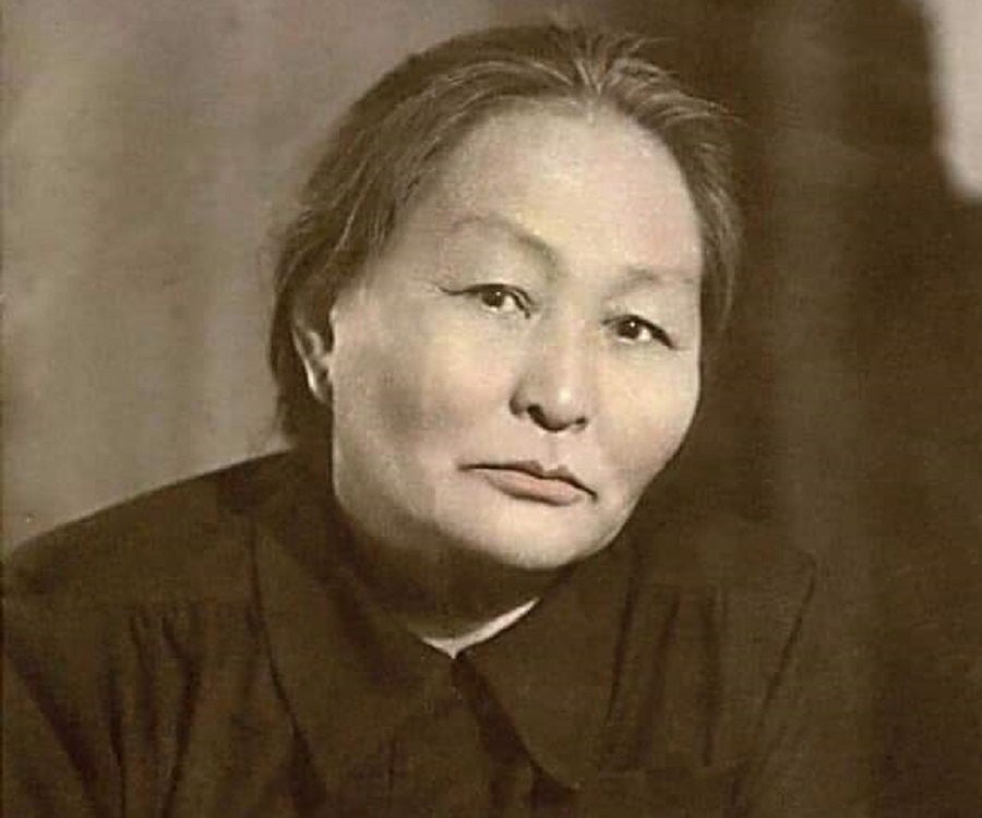 Famous Mongolian Female Leaders