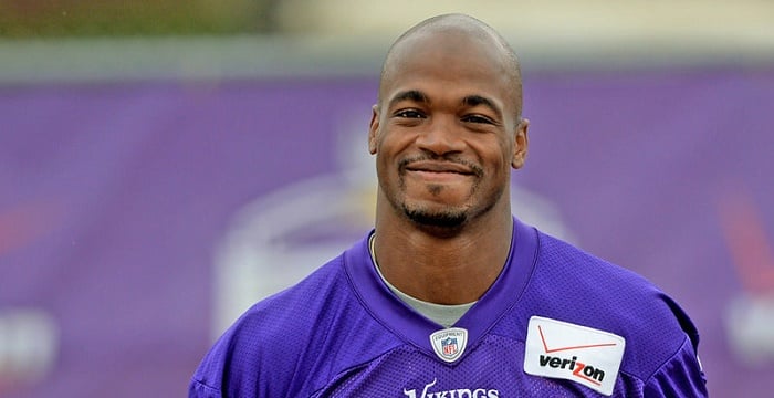 Adrian Peterson Biography - Facts, Childhood, Family Life & Achievements