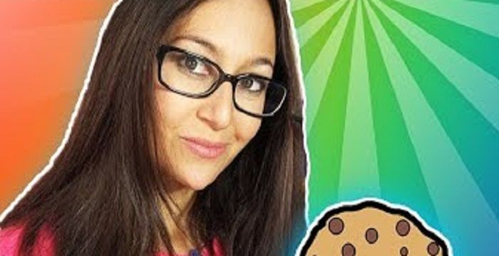 Cookieswirlc Bio Facts Family Life Of Youtuber - real life cookie cookie swirl c roblox
