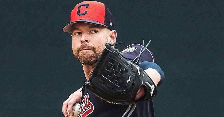 File:Corey Kluber (18421295073).jpg - Wikimedia Commons