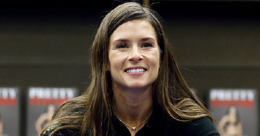 Danica Patrick Biography - Childhood, Life Achievements 