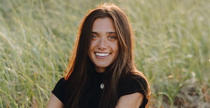 Hannah Meloche - Bio, Facts, Family Life of YouTuber