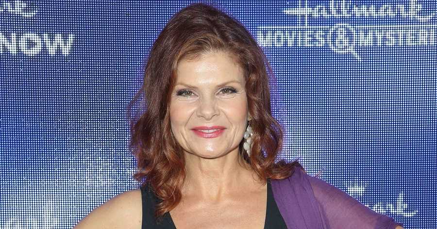 Lolita Davidovich Biography Facts, Childhood, Family