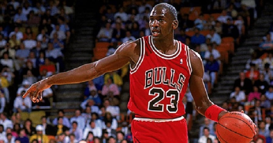 velstand inaktive Halvkreds Michael Jordan Biography - Childhood, Life Achievements & Timeline