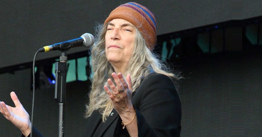 Patti Smith Biography Childhood, Life Achievements