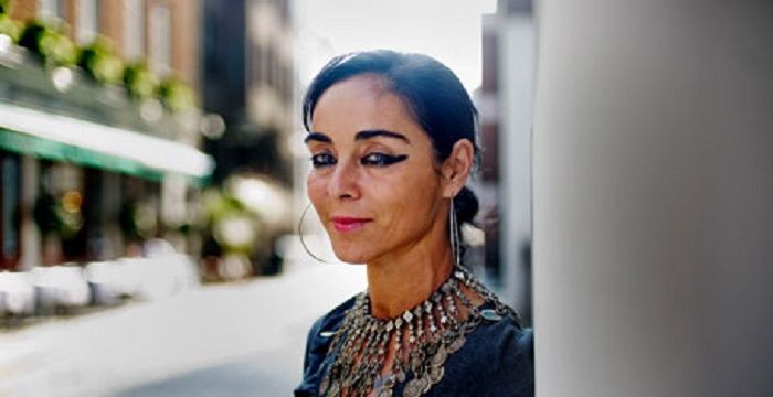 Shirin Neshat Biography - Childhood, Life Achievements & Timeline