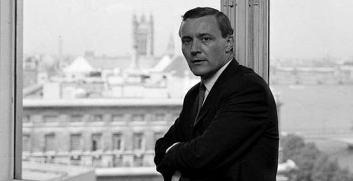 Tony Benn Biography - Childhood, Life Achievements & Timeline