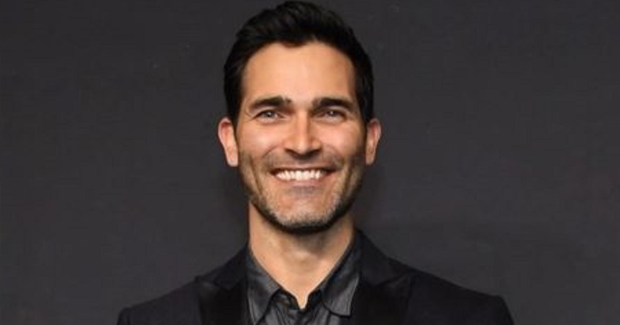 Tyler Lee Hoechlin Biography - Facts, Childhood, Family Life & Achievements