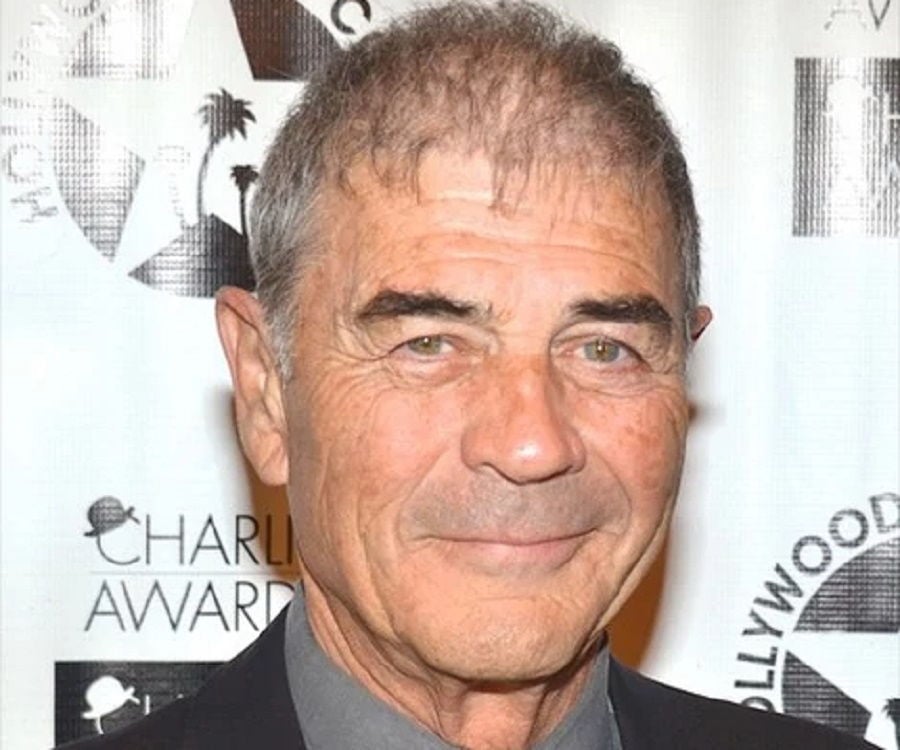 Robert Forster Facts for Kids