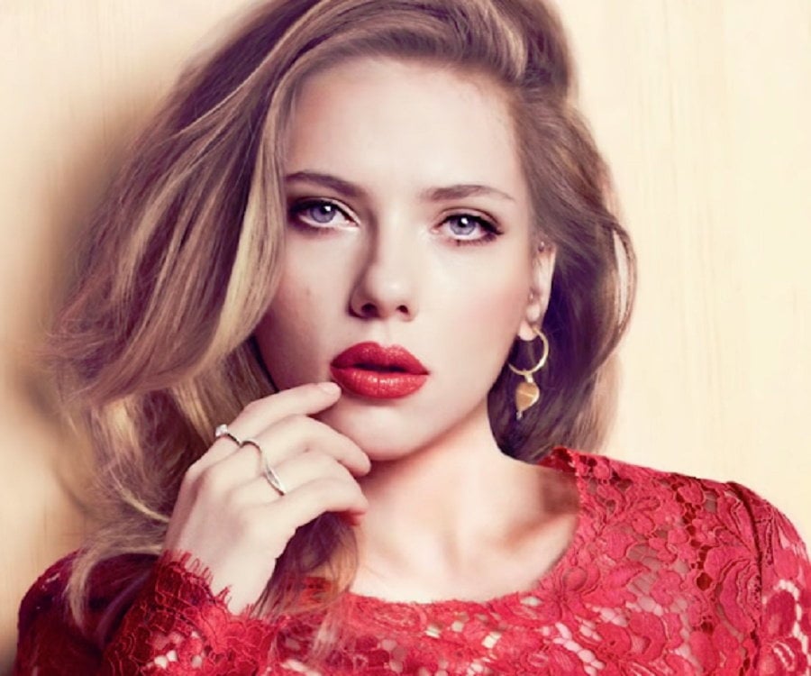 Scarlett Johansson : Biography, Movies, Birthday, Age, Family, Husband,  Photos & More » Celtalks