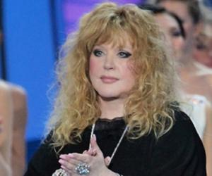 Alla Pugacheva