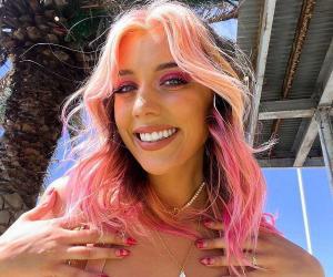 Jenna with the Pink