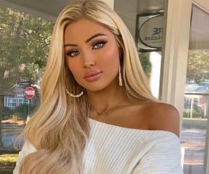 Katerina Rozmajzl Biography