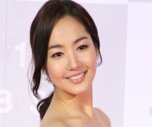 Park Min-young Biography